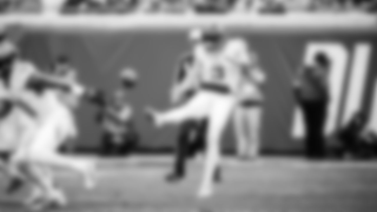 The Tennessee Titans and the Jacksonville Jaguars compete at EverBank Stadium on January 04, 2026 in Jacksonville, FL. Photo By Donald Page/Tennessee Titans