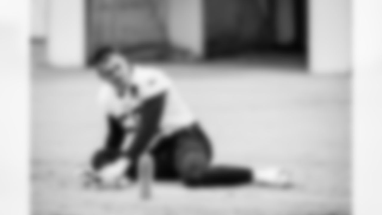 Linebacker Cody Barton #50 of the Tennessee Titans during practice at the Ascension Saint Thomas Sports Park on December 26, 2025 in Nashville, TN. Photo By Donald Page/Tennessee Titans