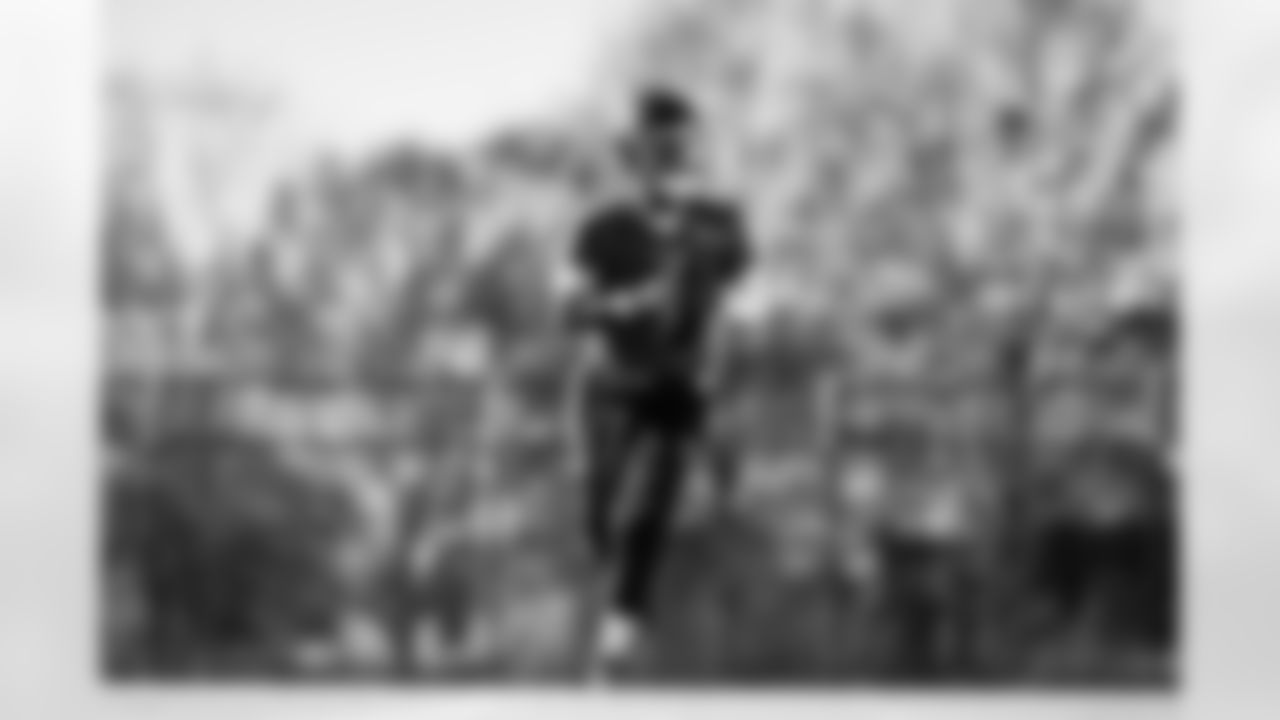 Quarterback Cam Ward #1 of the Tennessee Titans during practice at the Ascension Saint Thomas Sports Park on December 19, 2025 in Nashville, TN. Photo By Jessie Rogers/Tennessee Titans