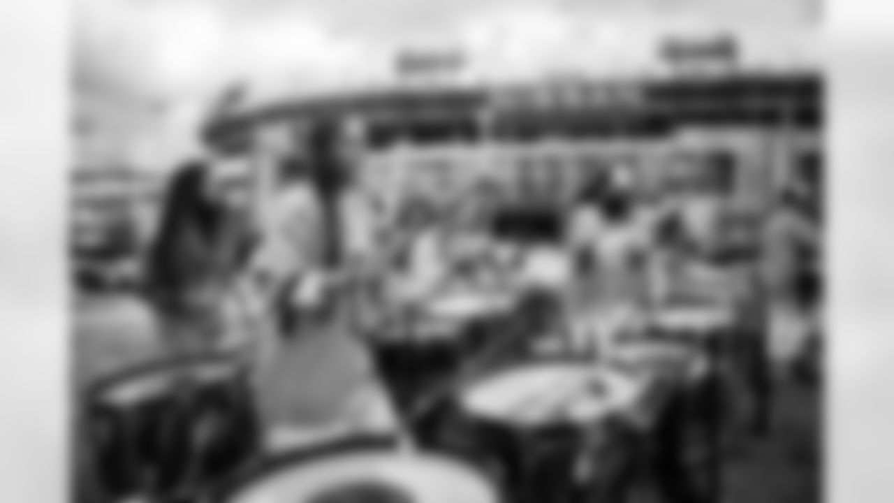 Tennessee Titans Cheerleaders and Blue Crew at the Cumberland Kickoff Tailgate before the game between the Tennessee Titans and the New Orleans Saints at Nissan Stadium on December 28, 2025 in Nashville, TN. Photo By Kaitlyn Hungerford/Tennessee Titans