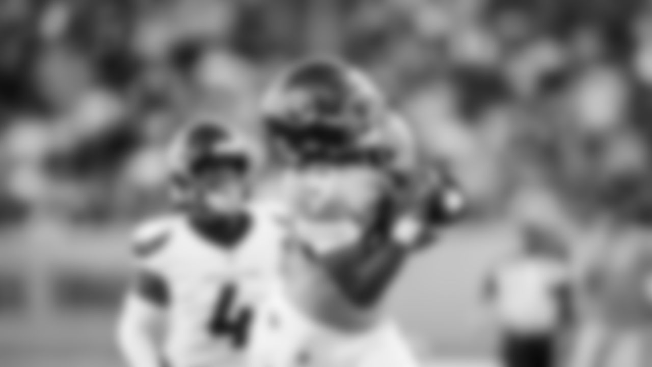 The Tennessee Titans and the Houston Texans compete at Nissan Stadium on November 16, 2025 in Nashville, TN. Photo By Donald Page/Tennessee Titans