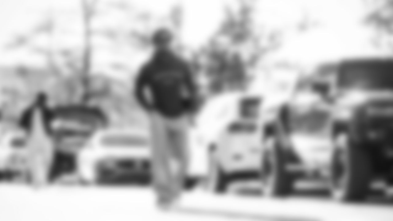 The Tennessee Titans and the Kansas City Chiefs compete at Nissan Stadium on December 21, 2025 in Nashville, TN. Photo By Donald Page/Tennessee Titans