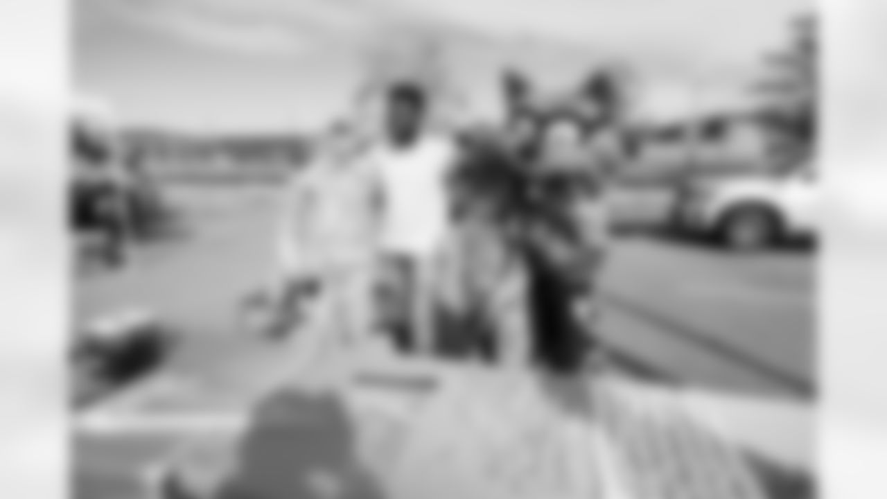 Salute to Service Tailgate on November 13, 2025 in Nashville, TN. Photo By Beau Brune/Tennessee Titans