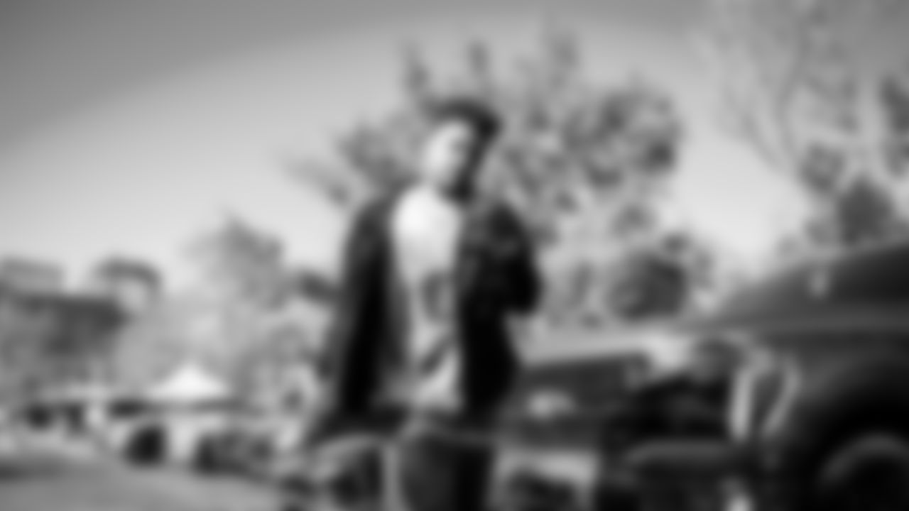 The Tennessee Titans and the Houston Texans compete at Nissan Stadium on November 16, 2025 in Nashville, TN. Photo By Donald Page/Tennessee Titans