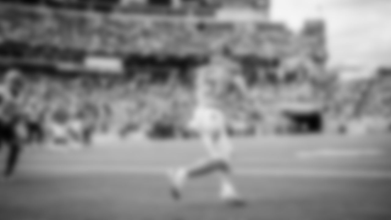 The Tennessee Titans and the New Orleans Saints compete at Nissan Stadium on December 28, 2025 in Nashville, TN. Photo By Jessie RogersTennessee Titans