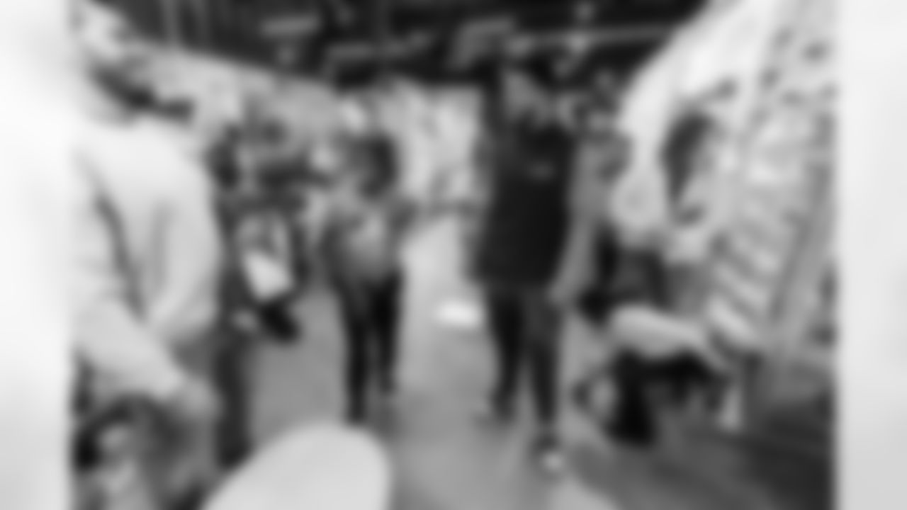 Amani Hooker Christmas Shopping Spree on December 09, 2025 in Nashville, TN. Photo By Beau Brune/Tennessee Titans