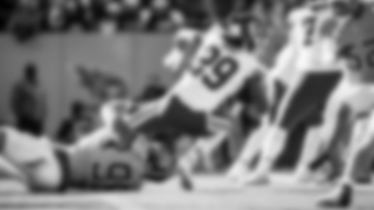 The Tennessee Titans and the Kansas City Chiefs compete at Nissan Stadium on December 21, 2025 in Nashville, TN. Photo By Jessie Rogers/Tennessee Titans