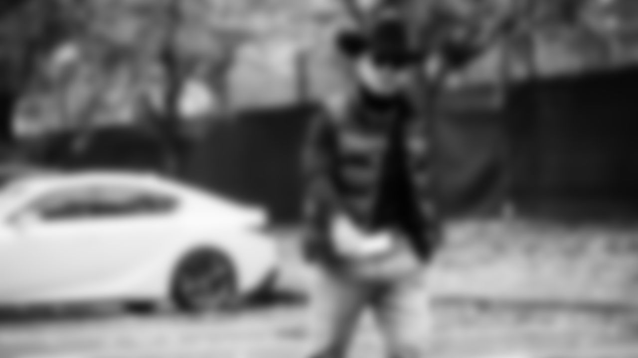 The Tennessee Titans and the Jacksonville Jaguars compete at Nissan Stadium on November 30, 2025 in Nashville, TN. Photo By Donald Page/Tennessee Titans