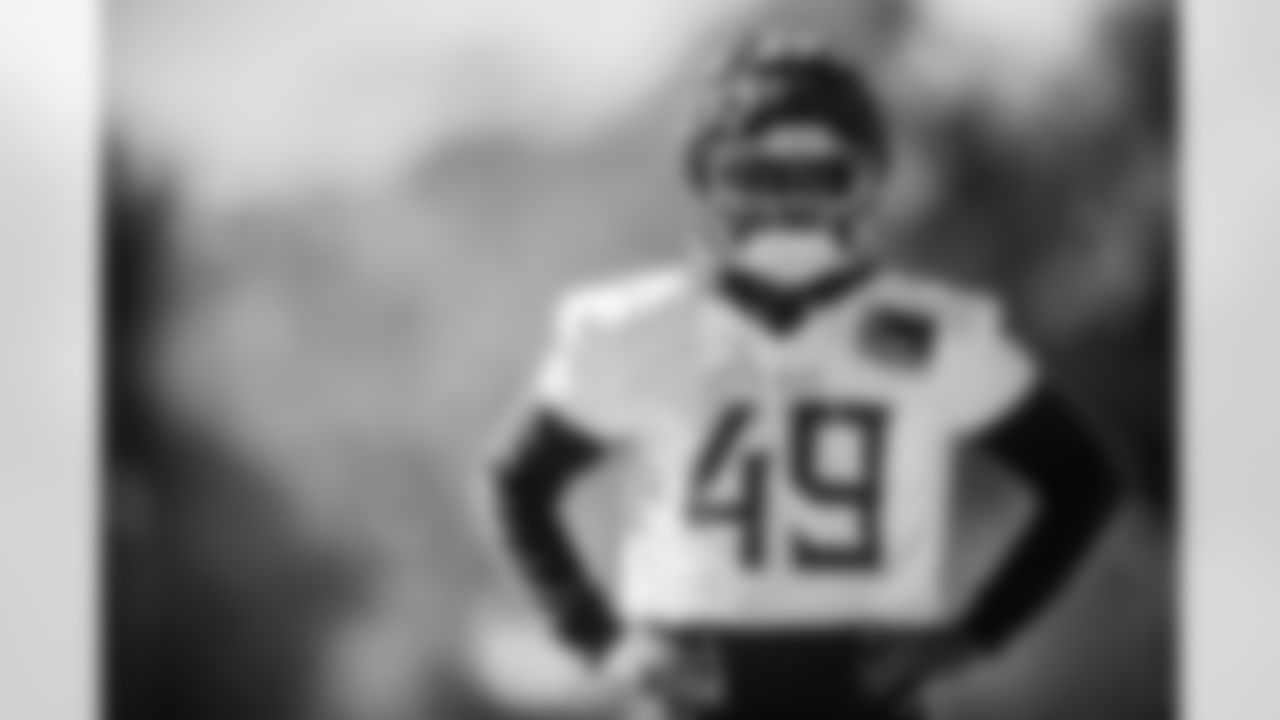 Outside linebacker Arden Key #49 of the Tennessee Titans during practice at the Ascension Saint Thomas Sports Park on November 12, 2025 in Nashville, TN. Photo By Donald Page/Tennessee Titans