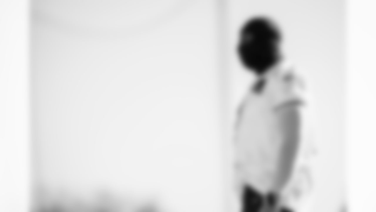 Outside linebacker Oluwafemi Oladejo #7 of the Tennessee Titans during practice at the Ascension Saint Thomas Sports Park on December 19, 2025 in Nashville, TN. Photo By Jessie Rogers/Tennessee Titans