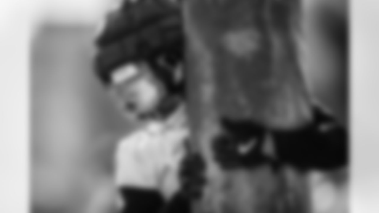 Safety Mike Brown #44 of the Tennessee Titans during practice at the Ascension Saint Thomas Sports Park on November 12, 2025 in Nashville, TN. Photo By Donald Page/Tennessee Titans