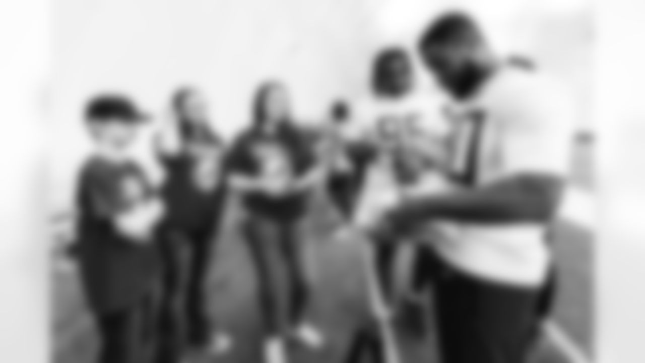 In partnership with Tragedy Assistance Program for Survivors, the Tennessee Titans host families of fallen service members at the Ascension Saint Thomas Sports Park on November 15, 2025 in Nashville, TN. Photo By Jessie Rogers/Tennessee Titans