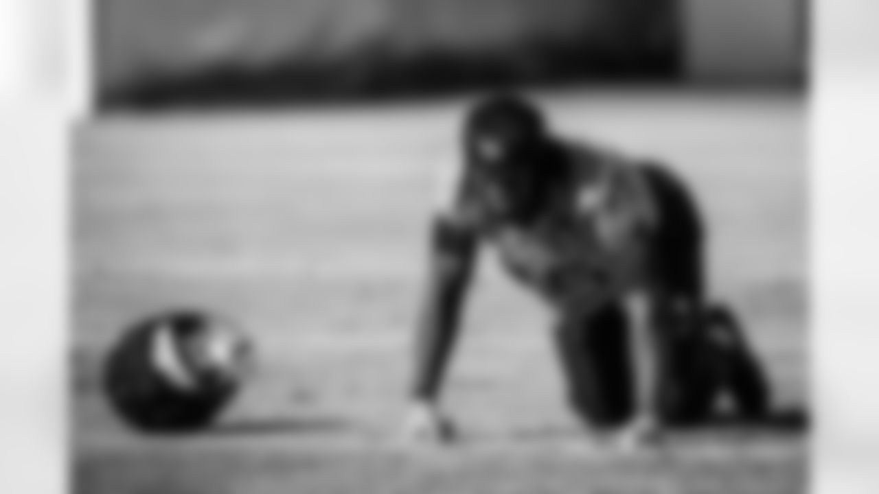 Tight end Chig Okonkwo #85 of the Tennessee Titans during practice at the Ascension Saint Thomas Sports Park on November 28, 2025 in Nashville, TN. Photo By Beau Brune/Tennessee Titans