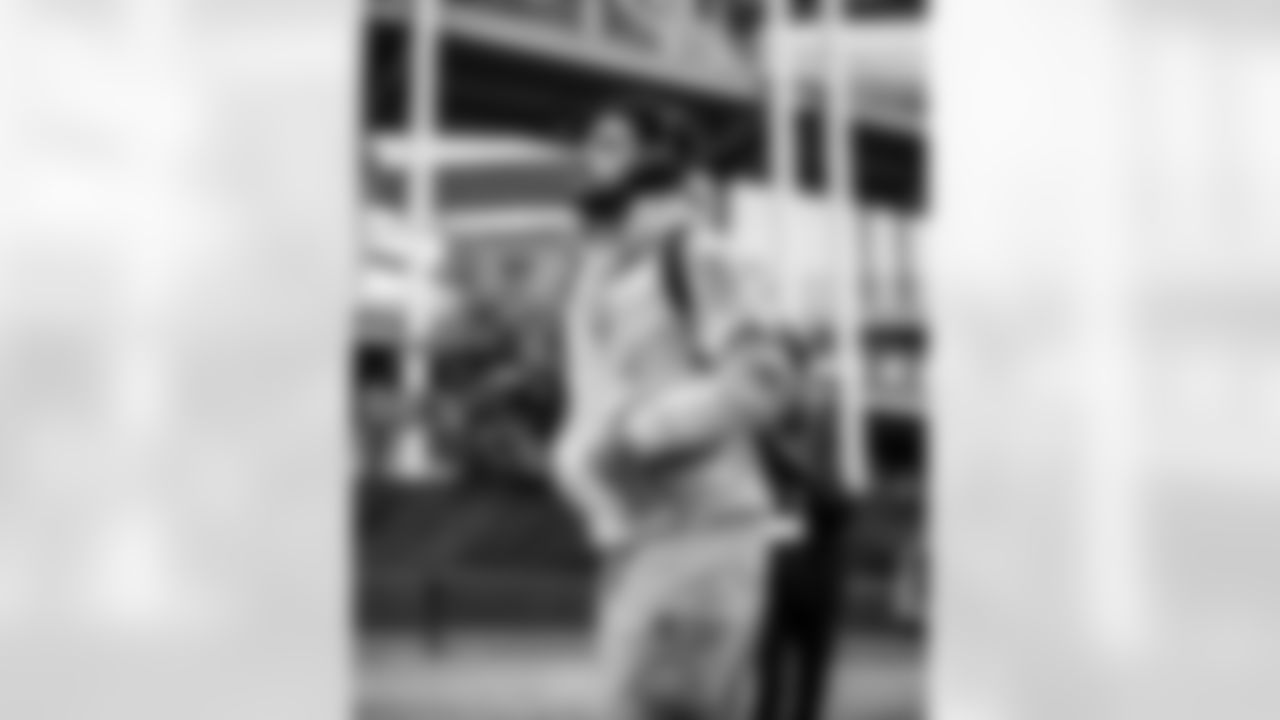 The Tennessee Titans and the Los Angeles Chargers compete at Nissan Stadium on November 02, 2025 in Nashville, TN. Photo B Donald Page/Tennessee Titans