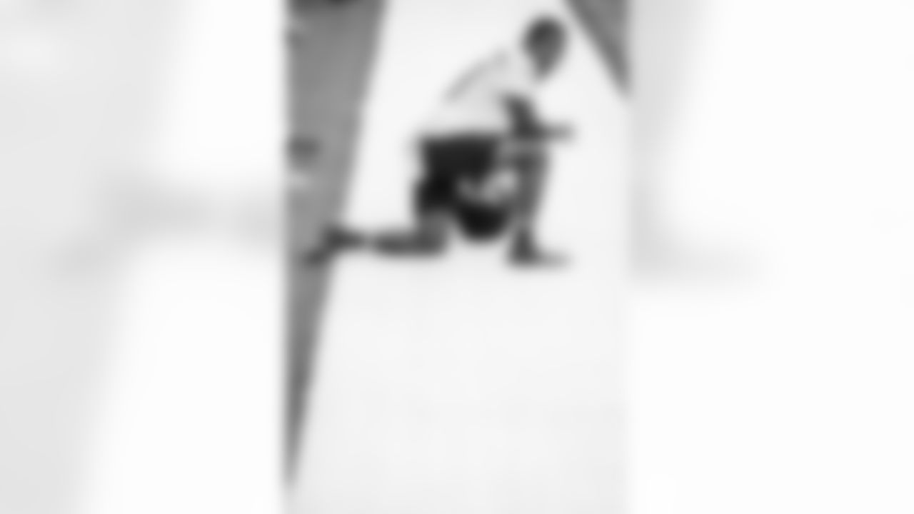 Cornerback Jalyn Armour-Davis #18 of the Tennessee Titans during practice in the bubble at the Ascension Saint Thomas Sports Park on December 18, 2025 in Nashville, TN. Photo By Donald Page/Tennessee Titans