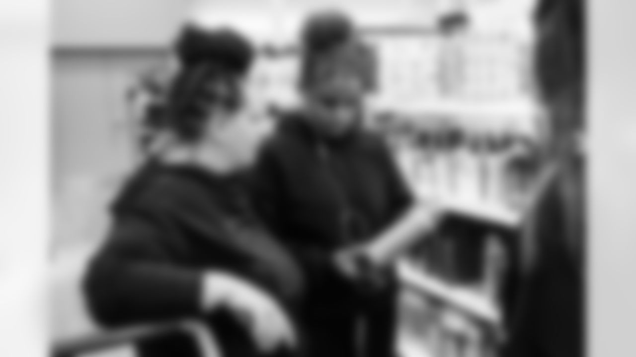 JC Latham Holiday Shopping Event on December 22, 2025 at Target in Nashville, TN. Photo By Beau Brune/Tennessee Titans