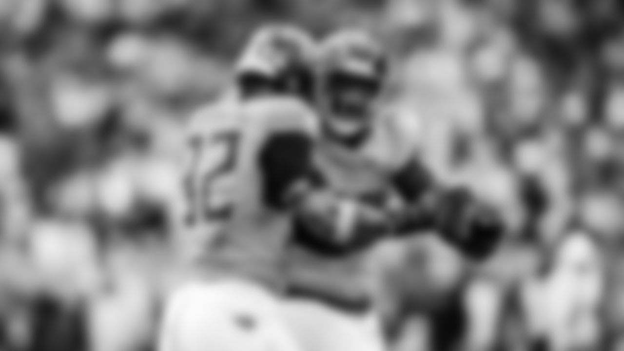 The Tennessee Titans and the Los Angeles Chargers compete at Nissan Stadium on November 02, 2025 in Nashville, TN. Photo B Beau Brune/Tennessee Titans