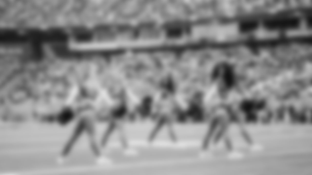 Tennessee Titans Cheerleaders during the game between the Tennessee Titans and the Carolina Panthers at Nissan Stadium on November 26, 2023 in Nashville, TN. Photo By Kaitlyn Hungerford/Tennessee Titans