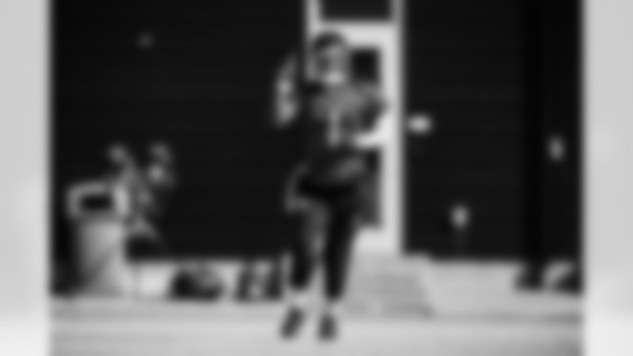 Quarterback Cam Ward #1 of the Tennessee Titans during practice at the Ascension Saint Thomas Sports Park on December 11, 2025 in Nashville, TN. Photo By Jessie Rogers/Tennessee Titans