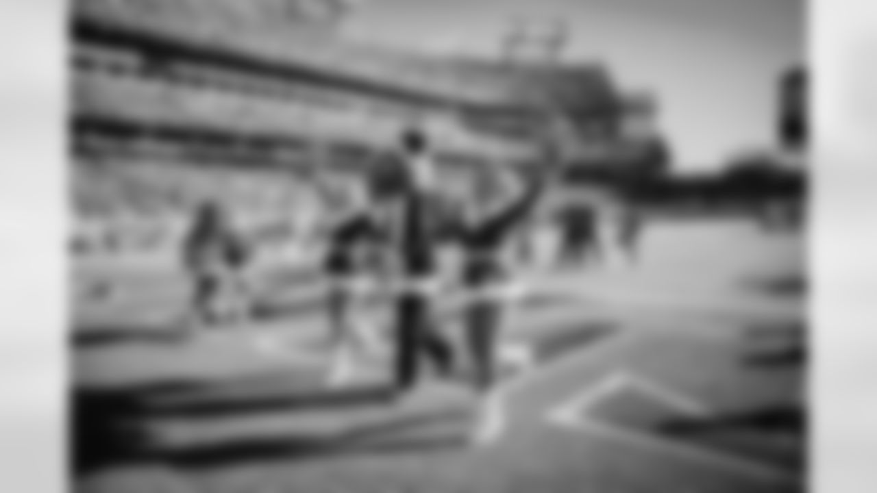 Tennessee Titans Entertainment performing during the game between the Tennessee Titans and the Kansas City Chiefs at Nissan Stadium on December 21, 2025 in Nashville, TN. Photo By Kaitlyn Hungerford/Tennessee Titans