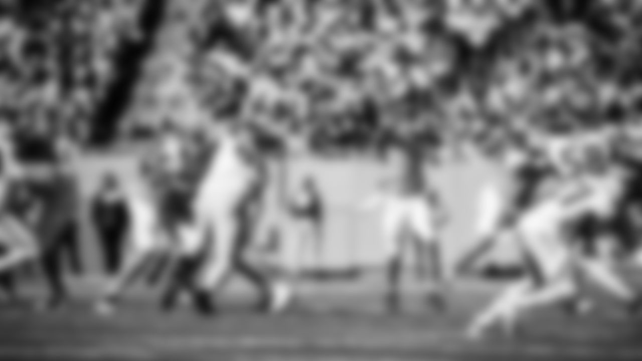 The Tennessee Titans and the Seattle Seahawks compete at Nissan Stadium on November 23, 2025 in Nashville, TN. Photo By Jessie Rogers/Tennessee Titans