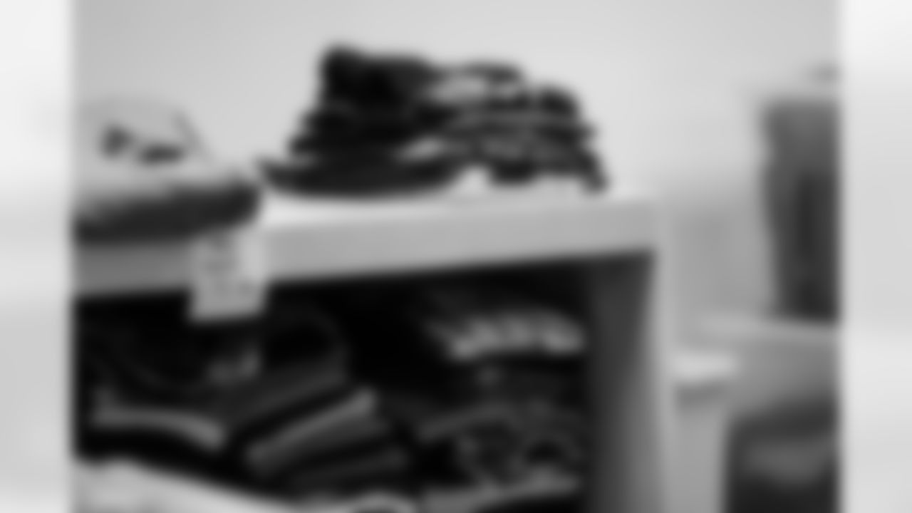 Jeffery Simmons Sack Campaign Check Donation on January 21, 2026 in Nashville, TN. Photo By Beau Brune/Tennessee Titans