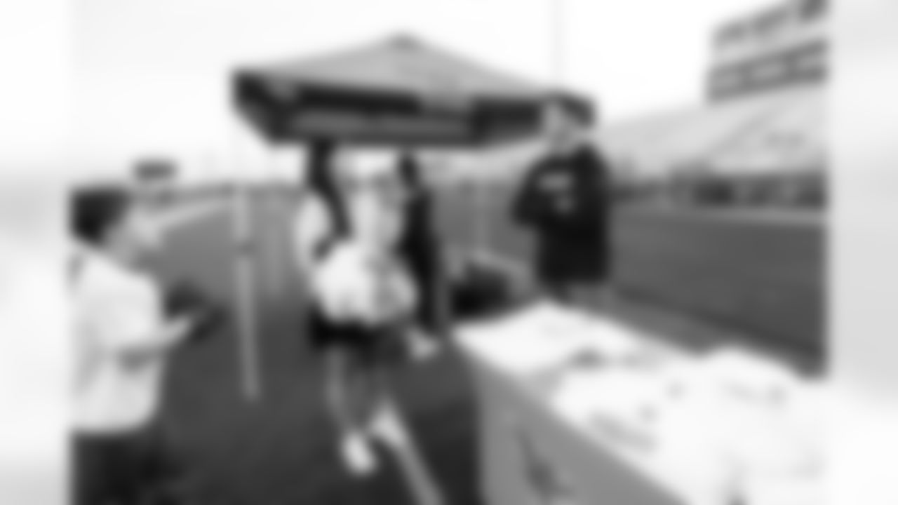 Salute to Service Field Day on November 13, 2025 in Clarksville, TN. Photo By Beau Brune/Tennessee Titans