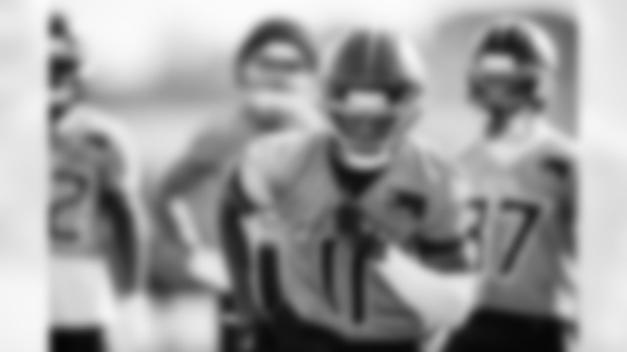 Wide receiver Hal Presley III #81 of the Tennessee Titans during practice at the Ascension Saint Thomas Sports Park on November 19, 2025 in Nashville, TN. Photo By Donald Page/Tennessee Titans