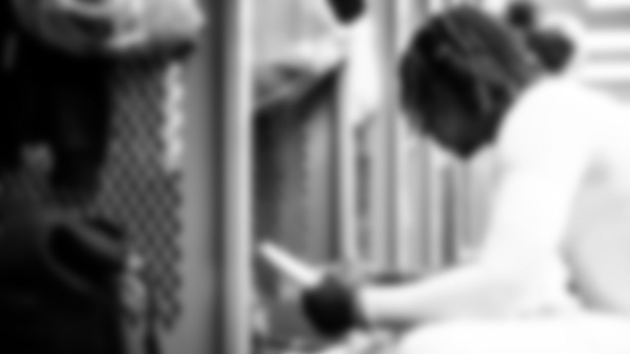 Quarterback Cam Ward #1 of the Tennessee Titans in the locker room during the game between the Tennessee Titans and the Arizona Cardinals at State Farm Stadium on October 05, 2025 in Glendale, AZ. Photo By Donald Page/Tennessee Titans