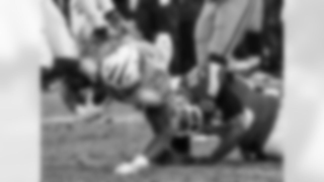 Tennessee Titans running back DeMarco Murray (29) is tackled by Kansas City Chiefs strong safety Eric Berry (29) during their NFL football game in Kansas City, Mo., Sunday, Dec. 18, 2016. (AP Photo/Reed Hoffmann)