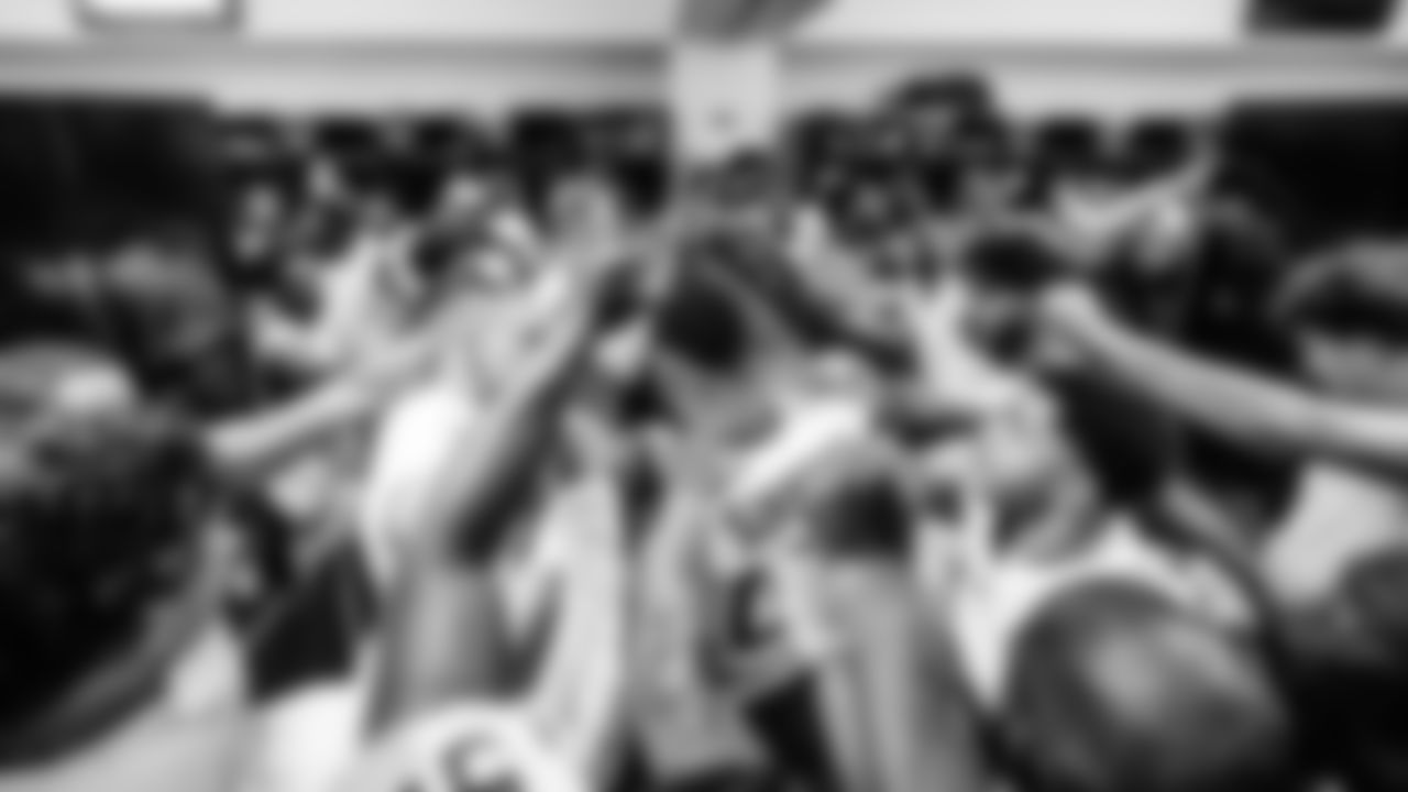 Defensive tackle Jeffery Simmons #98 of the Tennessee Titans, Tight end David Martin-Robinson #88 of the Tennessee Titans after the game between the Tennessee Titans and the Jacksonville Jaguars at EverBank Stadium on January 04, 2026 in Jacksonville, FL. Photo By Donald Page/Tennessee Titans