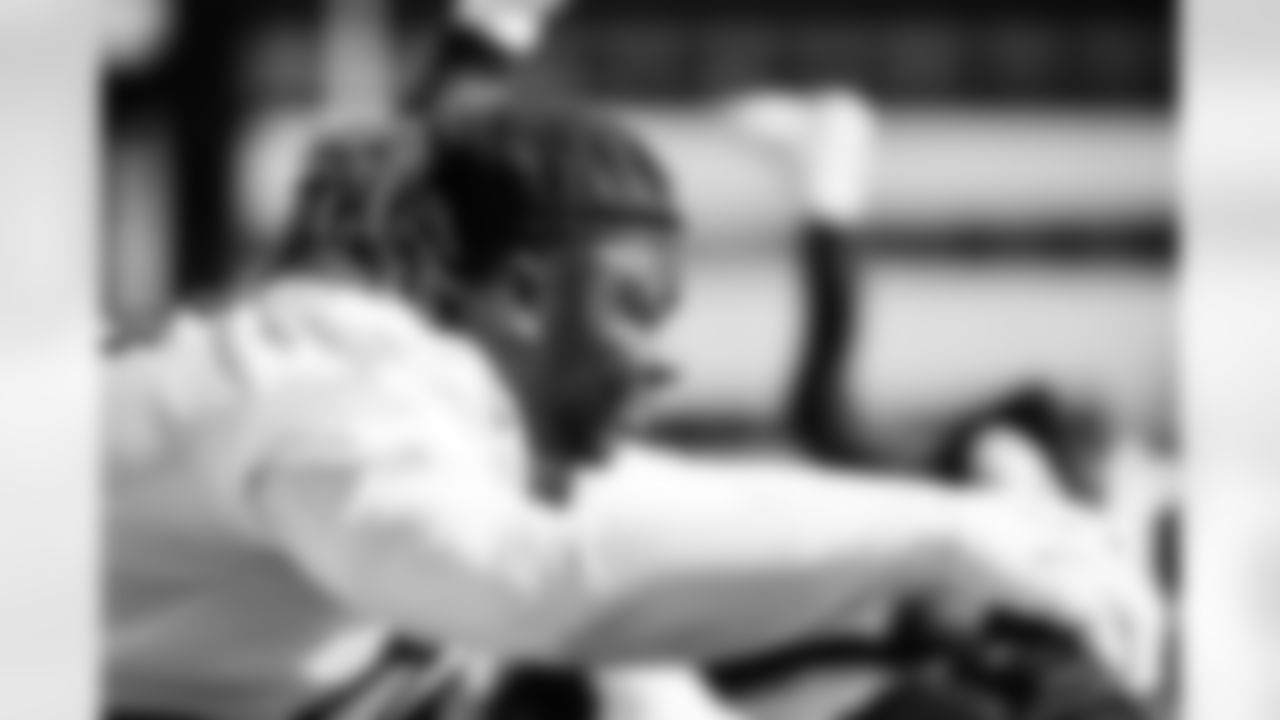 Defensive tackle Timmy Horne #94 of the Tennessee Titans during practice at the Ascension Saint Thomas Sports Park on October 31, 2025 in Nashville, TN. Photo By Donald Page/Tennessee Titans