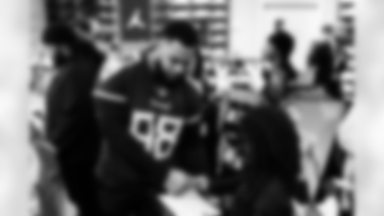 Defensive lineman Jeffery Simmons #98 of the Tennessee Titans partners with Big Brothers Big Sisters of Middle Tennessee to take 9th and 10th graders shopping at JD Sports on December 10, 2024 in Nashville, TN. Photo By Donald Page/Tennessee Titans
