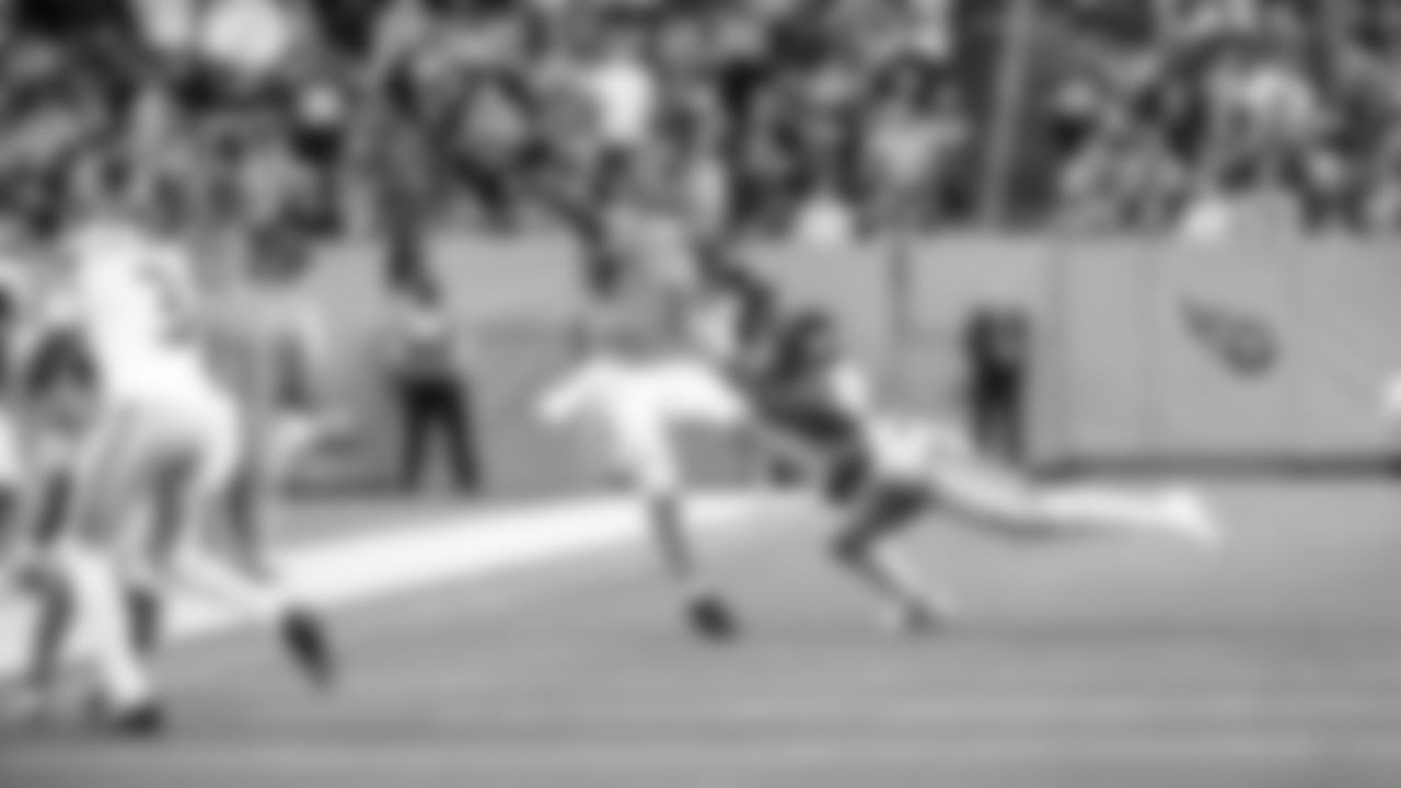 The Tennessee Titans and the Seattle Seahawks compete at Nissan Stadium on November 23, 2025 in Nashville, TN. Photo By Beau Brune/Tennessee Titans