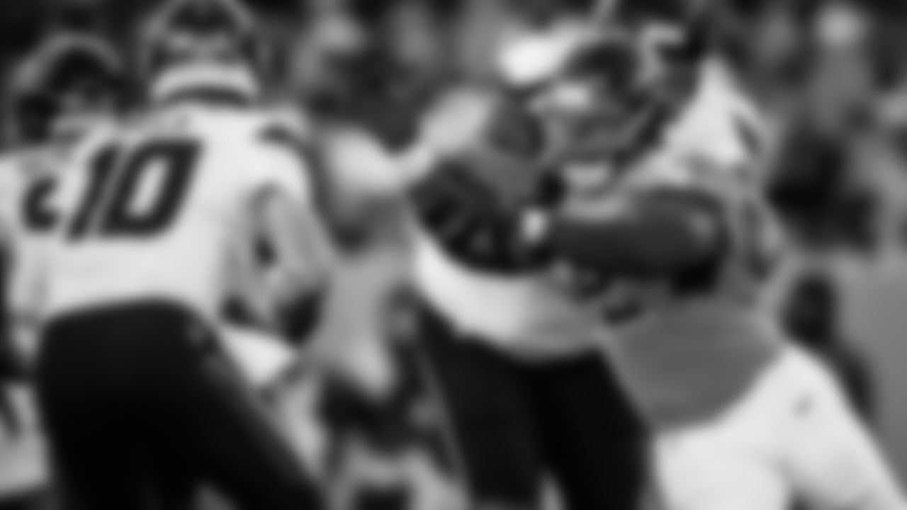 Defensive tackle Jeffery Simmons #98 of the Tennessee Titans during the game between the Tennessee Titans and the Houston Texans at Nissan Stadium on November 16, 2025 in Nashville, TN. Photo By Jessie Rogers/Tennessee Titans