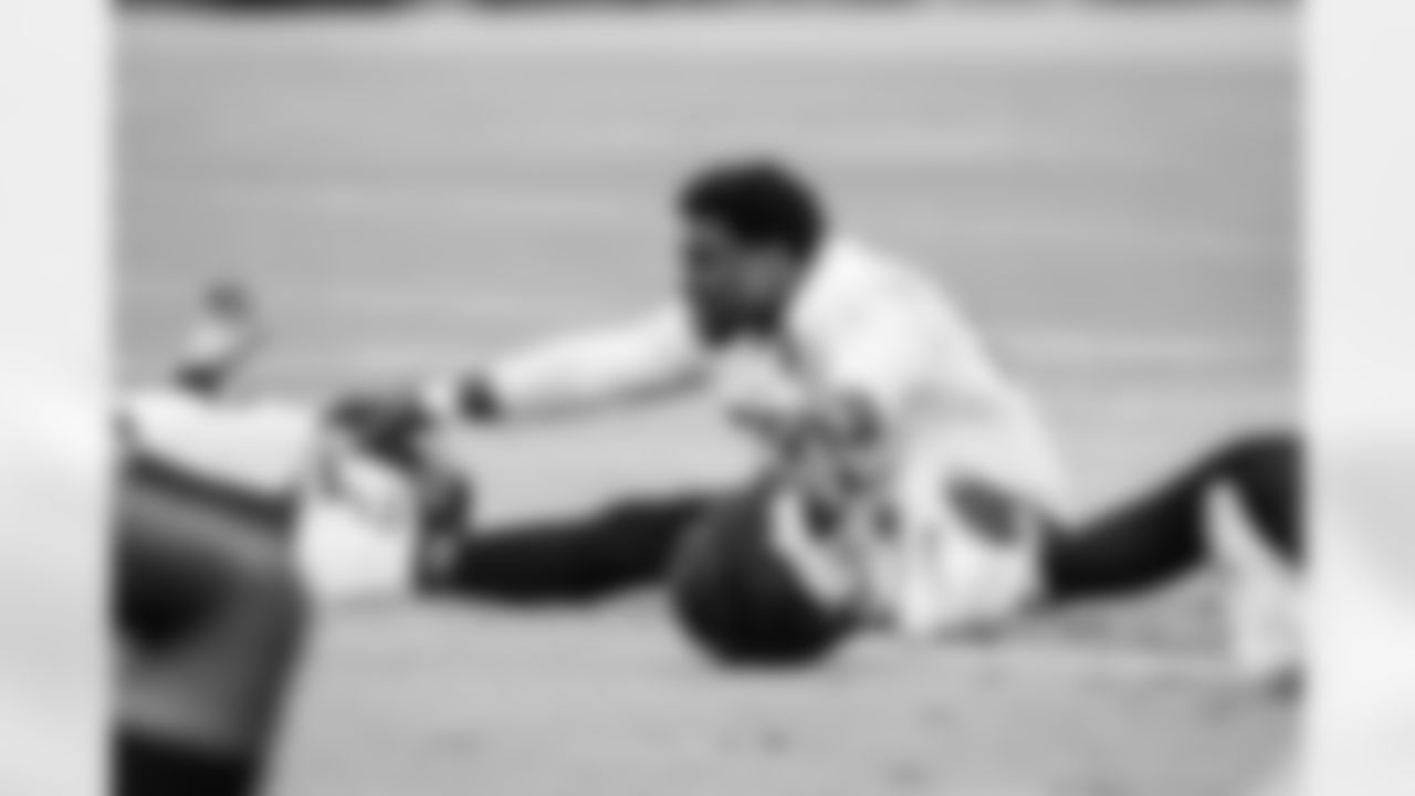 Defensive end Sebastian Joseph-Day #69 of the Tennessee Titans during practice at the Ascension Saint Thomas Sports Park on November 21, 2025 in Nashville, TN. Photo By Beau Brune/Tennessee Titans