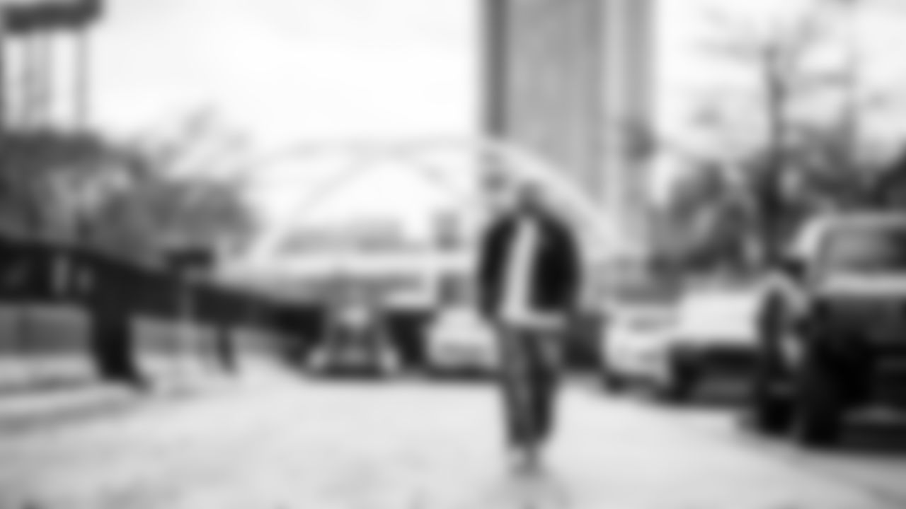 The Tennessee Titans and the New Orleans Saints compete at Nissan Stadium on December 28, 2025 in Nashville, TN. Photo By Donald PageTennessee Titans