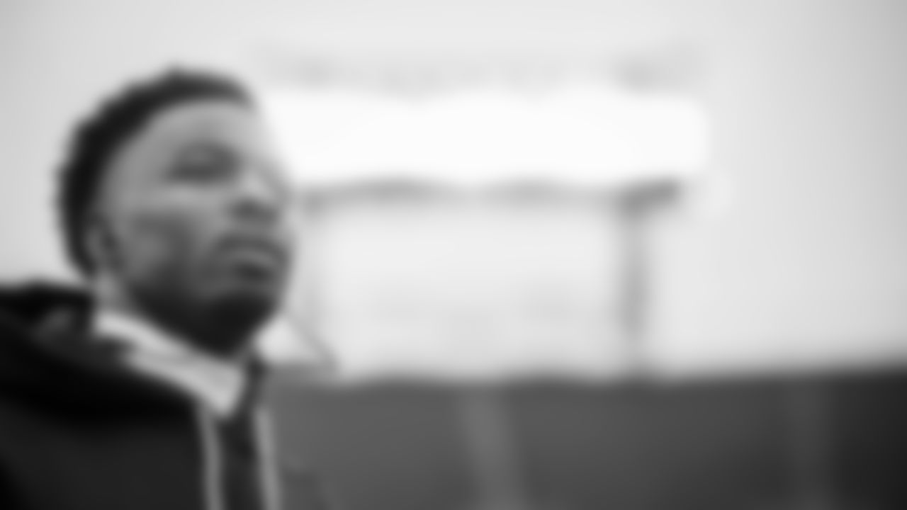 The Tennessee Titans and the Los Angeles Chargers compete at Nissan Stadium on November 02, 2025 in Nashville, TN. Photo B Jessie Rogers/Tennessee Titans