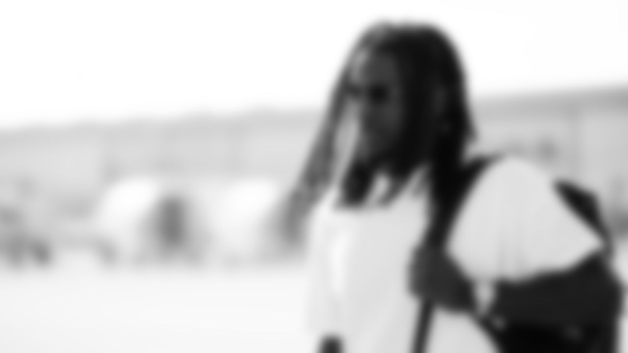 Cornerback Kemon Hall #40 of the Tennessee Titans during the travel day at the Nashville International Airport on January 03, 2026 in Nashville, TN. Photo by Jessie Rogers/Tennessee Titans