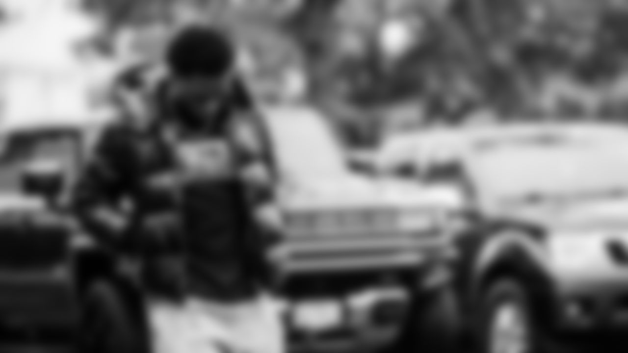 The Tennessee Titans and the Jacksonville Jaguars compete at Nissan Stadium on November 30, 2025 in Nashville, TN. Photo By Donald Page/Tennessee Titans