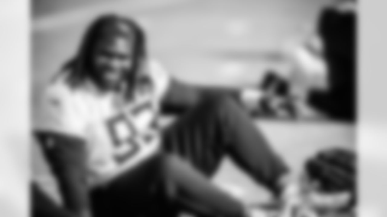 Defensive tackle T'Vondre Sweat #93 of the Tennessee Titans during practice at the Ascension Saint Thomas Sports Park on November 14, 2025 in Nashville, TN. Photo By Donald Page/Tennessee Titans