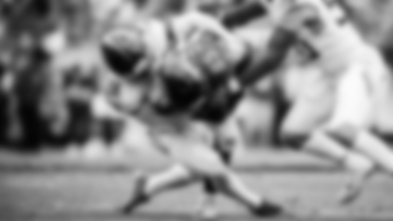 The Tennessee Titans and the Jacksonville Jaguars compete at EverBank Stadium on January 04, 2026 in Jacksonville, FL. Photo By Jessie Rogers/Tennessee Titans