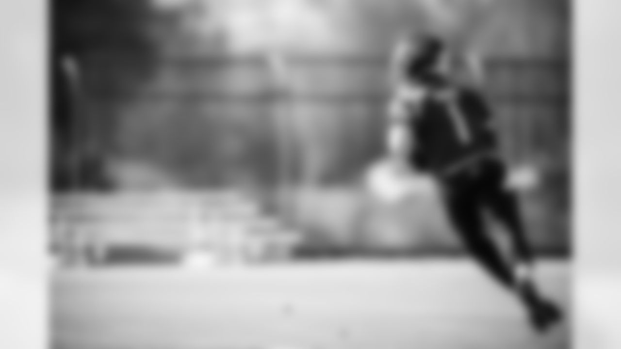 Quarterback Cam Ward #1 of the Tennessee Titans during practice at the Ascension Saint Thomas Sports Park on December 3, 2025 in Nashville, TN. Photo By Jessie Rogers/Tennessee Titans