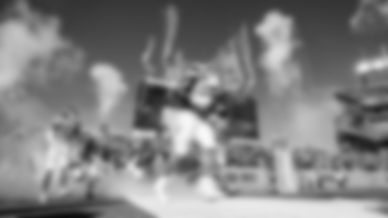 during the game between the Tennessee Titans and the Jacksonville Jaguars at Nissan Stadium on November 30, 2025 in Nashville, TN. Photo By Beau Brune/Tennessee Titans