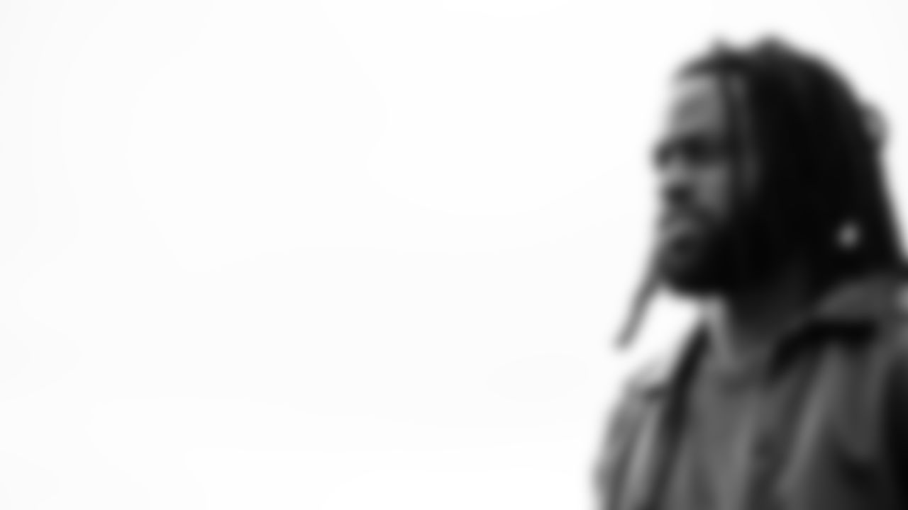 Tight end Chig Okonkwo #85 of the Tennessee Titans during the travel day at the Nashville International Airport on December 06, 2025 in Nashville, TN. Photo by Jessie Roger/Tennessee Titans