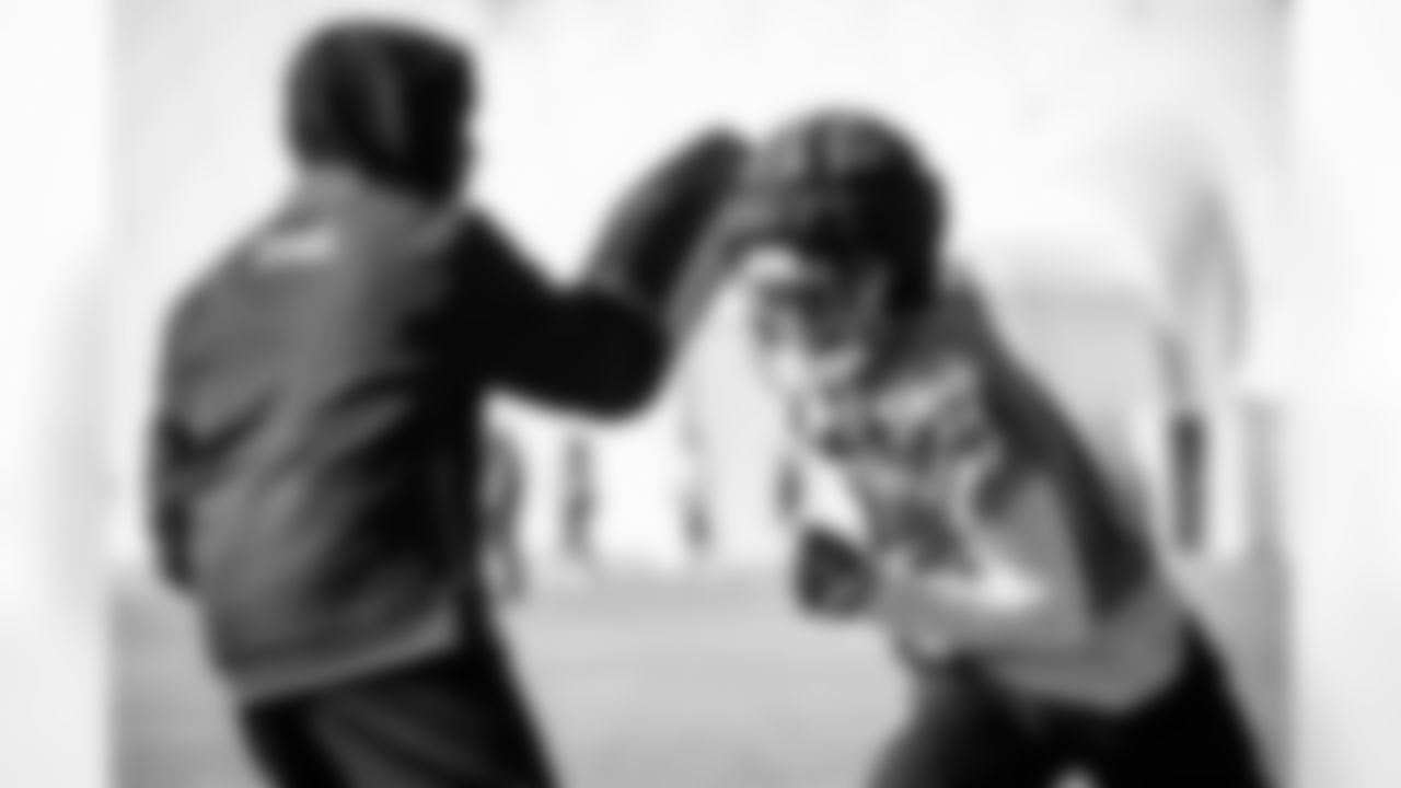 Wide receiver Chimere Dike #17 of the Tennessee Titans during practice at the Ascension Saint Thomas Sports Park on November 27, 2025 in Nashville, TN. Photo By Donald Page/Tennessee Titans