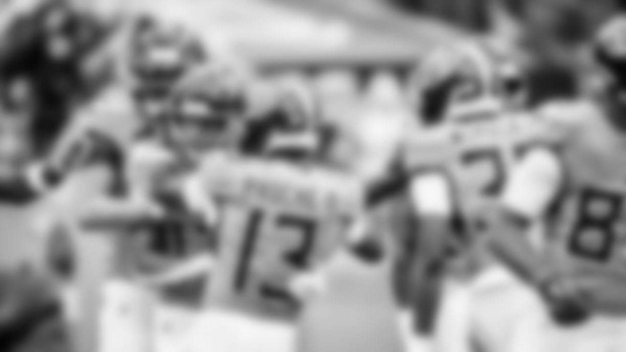 The Tennessee Titans and the Los Angeles Chargers compete at Nissan Stadium on November 02, 2025 in Nashville, TN. Photo B Beau Brune/Tennessee Titans