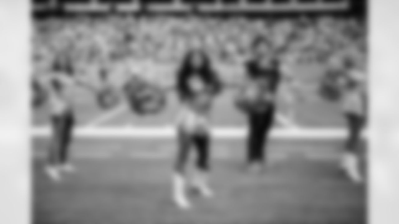 Tennessee Titans Cheerleaders during the game between the Tennessee Titans and the New Orleans Saints at Nissan Stadium on December 28, 2025 in Nashville, TN. Photo By Kaitlyn Hungerford/Tennessee Titans