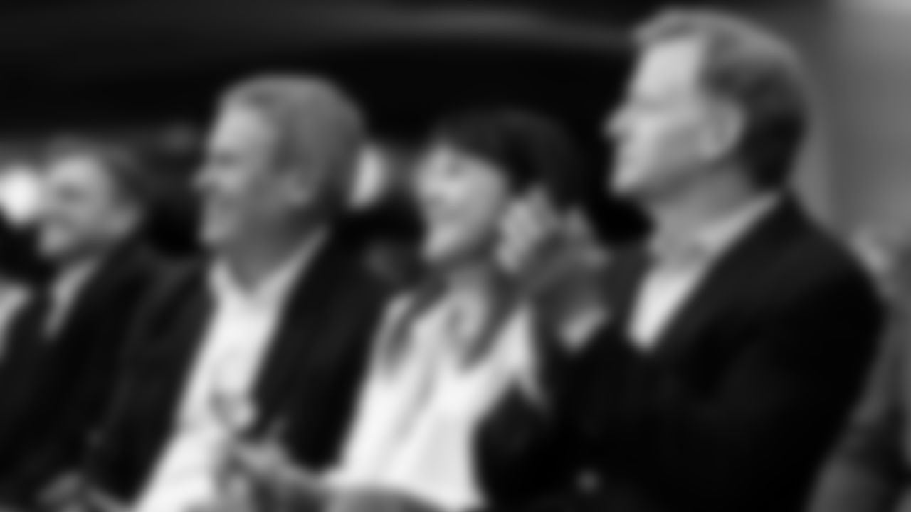 The New Nissan Stadium steel topping out ceremony takes place on November 21, 2025 in Nashville, TN. Photo By Jessie Rogers/Tennessee Titans