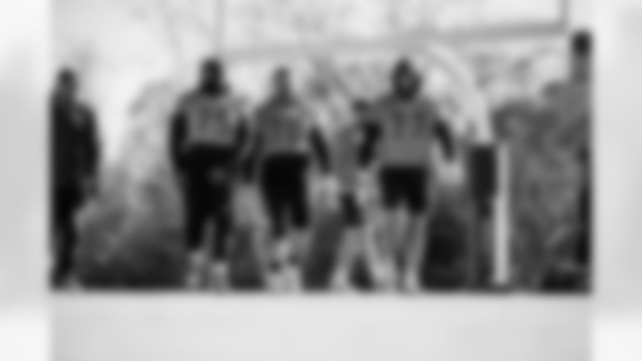 Tackle Dan Moore Jr. #75 of the Tennessee Titans, Guard Kevin Zeitler #70 of the Tennessee Titans and Offensive lineman Peter Skoronski #77 of the Tennessee Titans during practice at the Ascension Saint Thomas Sports Park on December 19, 2025 in Nashville, TN. Photo By Jessie Rogers/Tennessee Titans